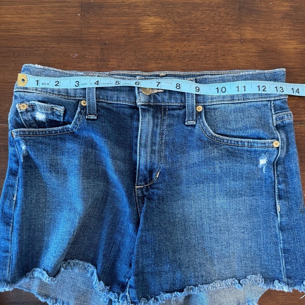 JOE'S JEANS The Ozzie 4" Cut Off Short Alma Medium Wash Denim Women's 24 - Picture 9 of 10